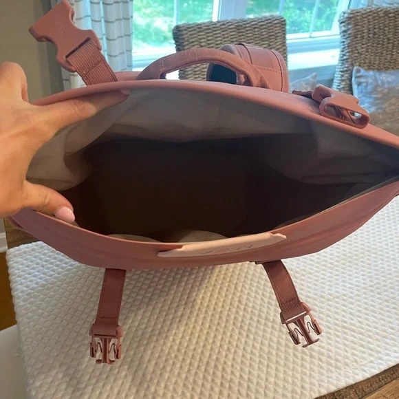 YETI Blush Backpack Cooler - Picture 6 of 7